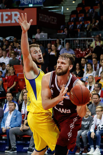 进攻和稳固 进攻和稳固