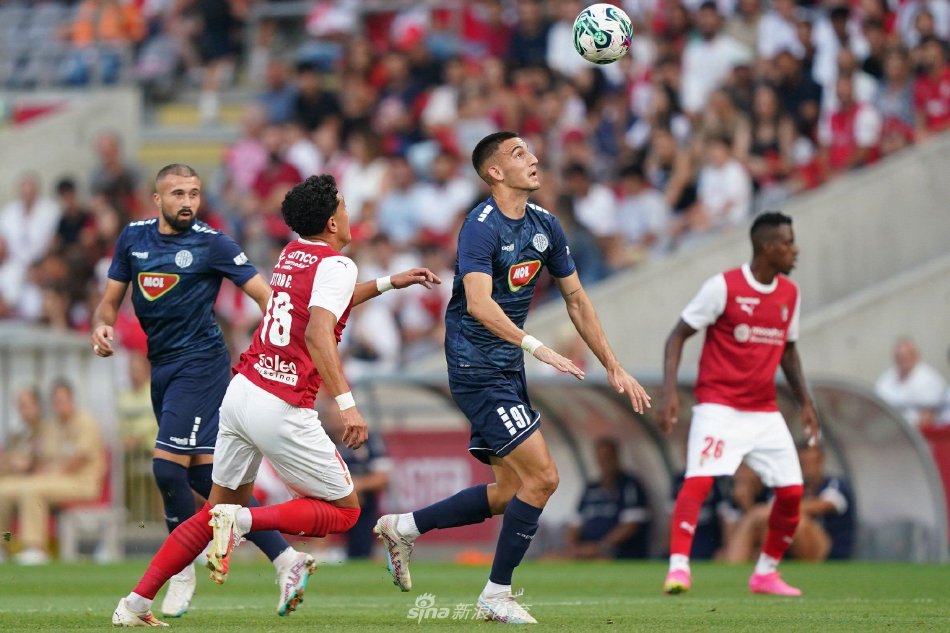 的对抗赛中 的对抗赛中