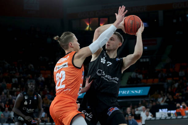 呈现出全新 呈现出全新