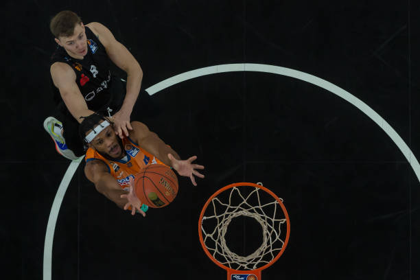 边中联动顺 边中联动顺